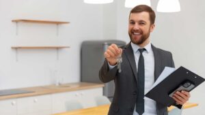 Comment choisir un commissaire-priseur pour une succession