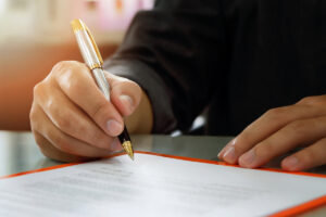 Sanctions et obligations renforcées pour les propriétaires Airbnb en 2025